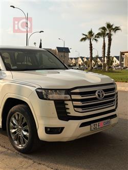 تويوتا لاندكروزر